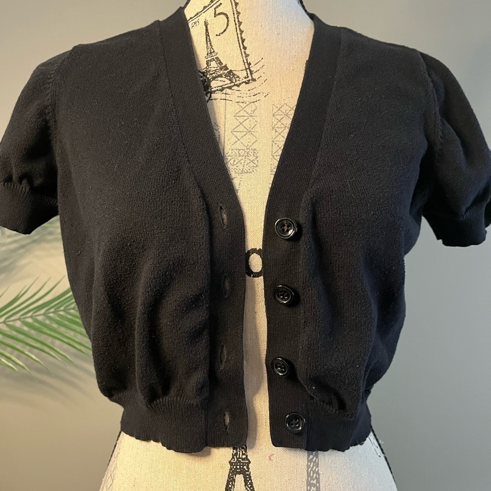 🎃 3 FOR $20🎃  GEORGE Short Sleeve Button Front Sweater